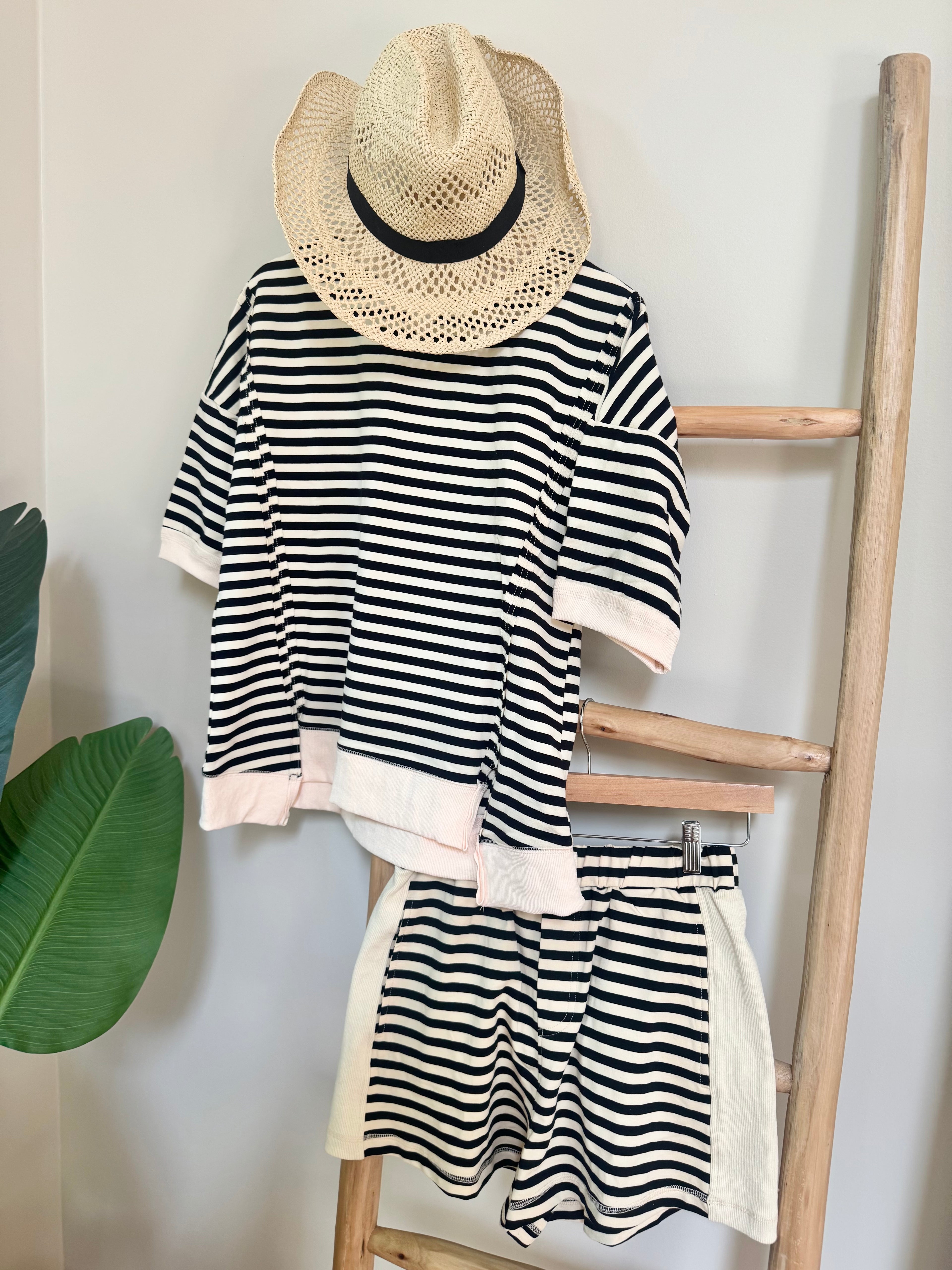 Stripped Oversized Ivory /Blk Short Set