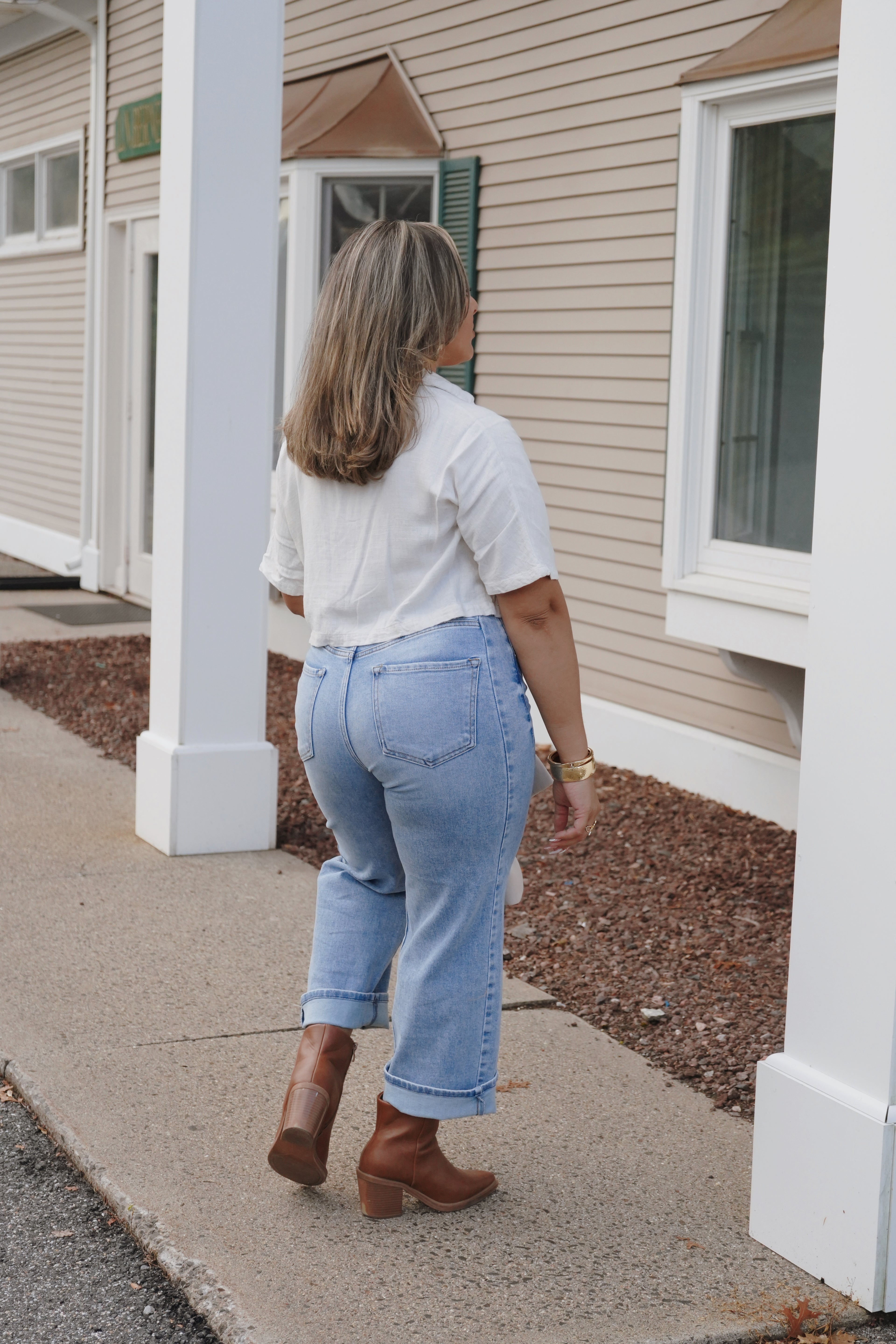 Risen Light Wash High Rise Jeans