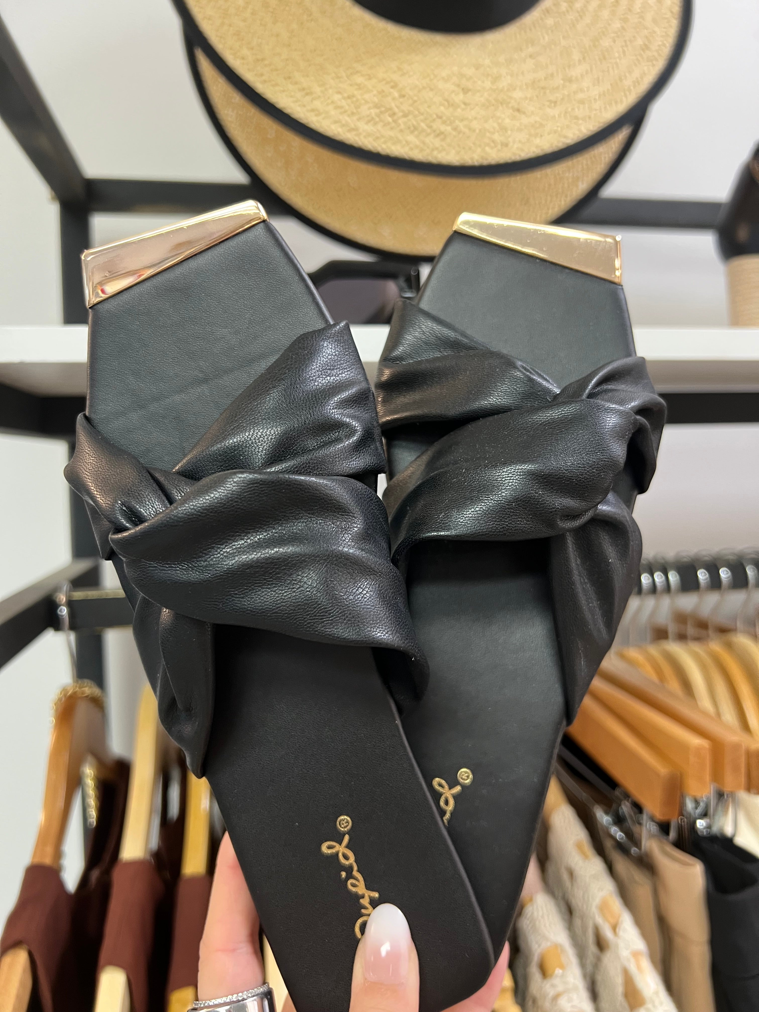 Qupid Black Sandals