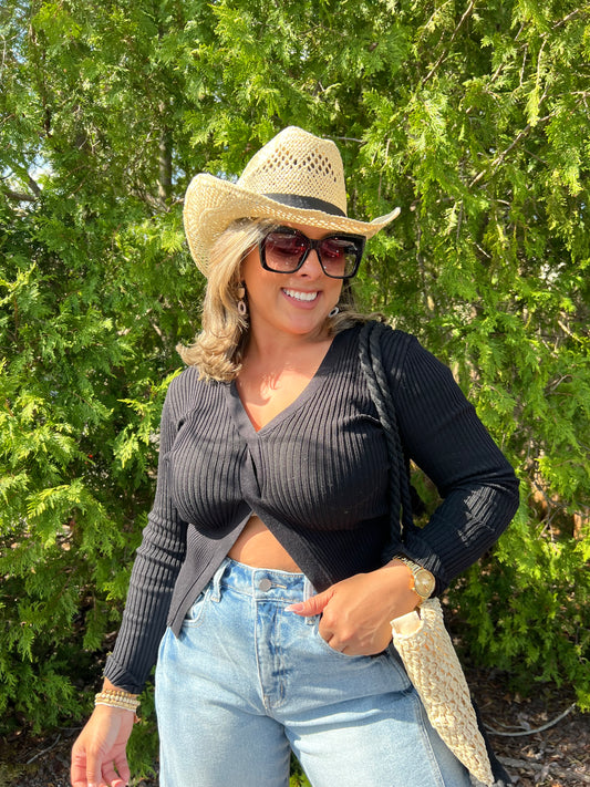 Black V Top