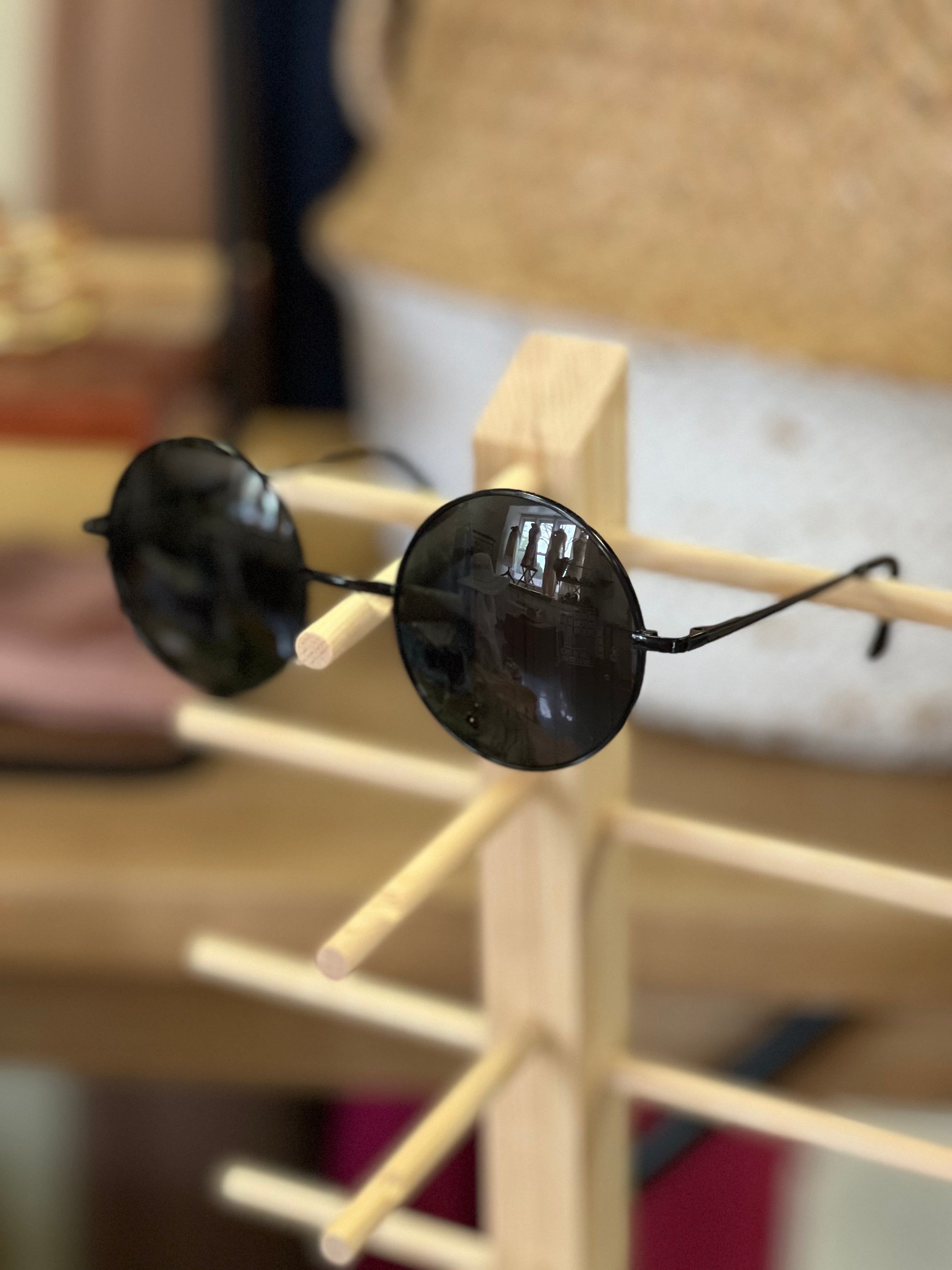 Round Black Sunglasses