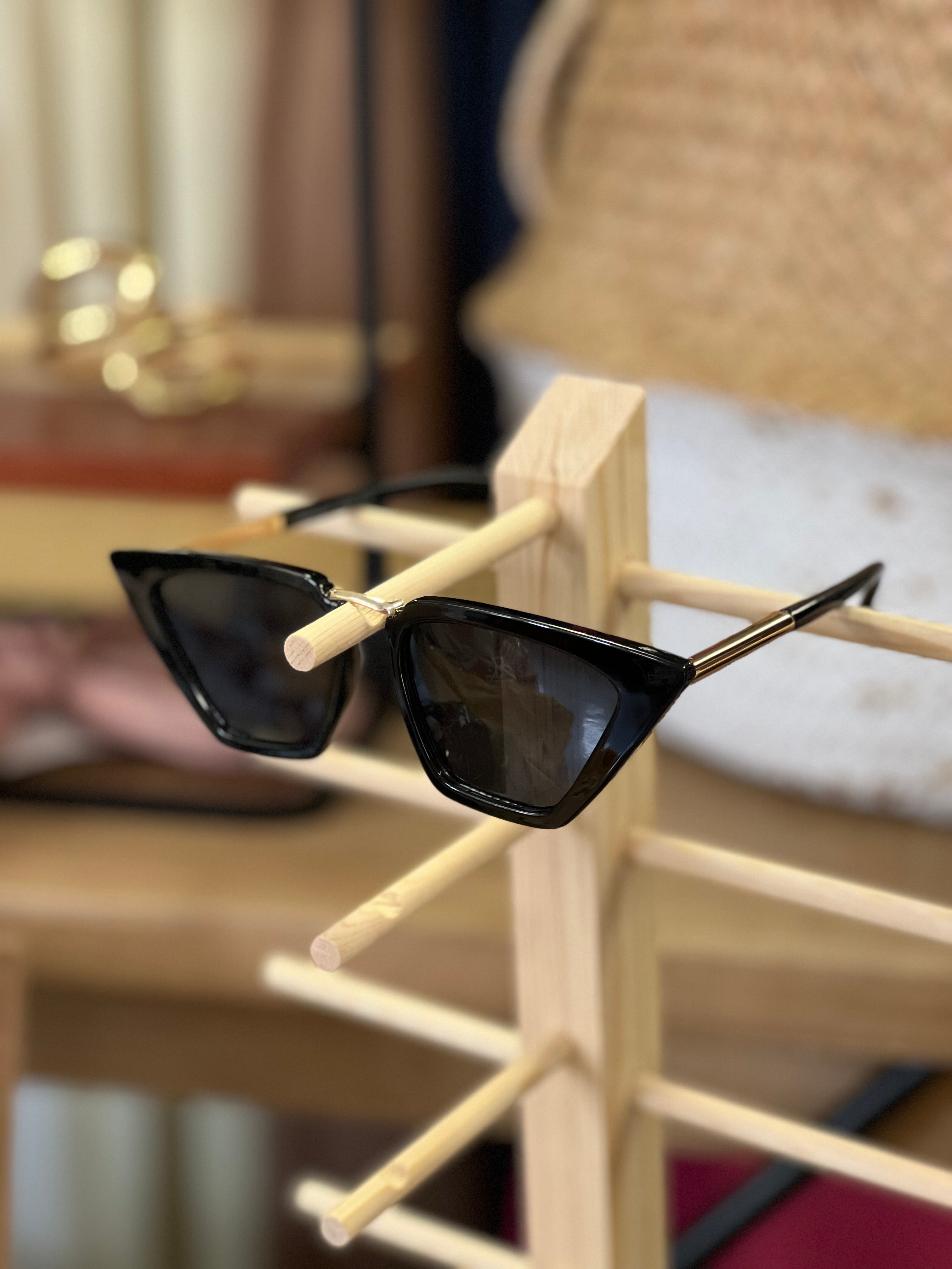 Black Straight Sunglasses