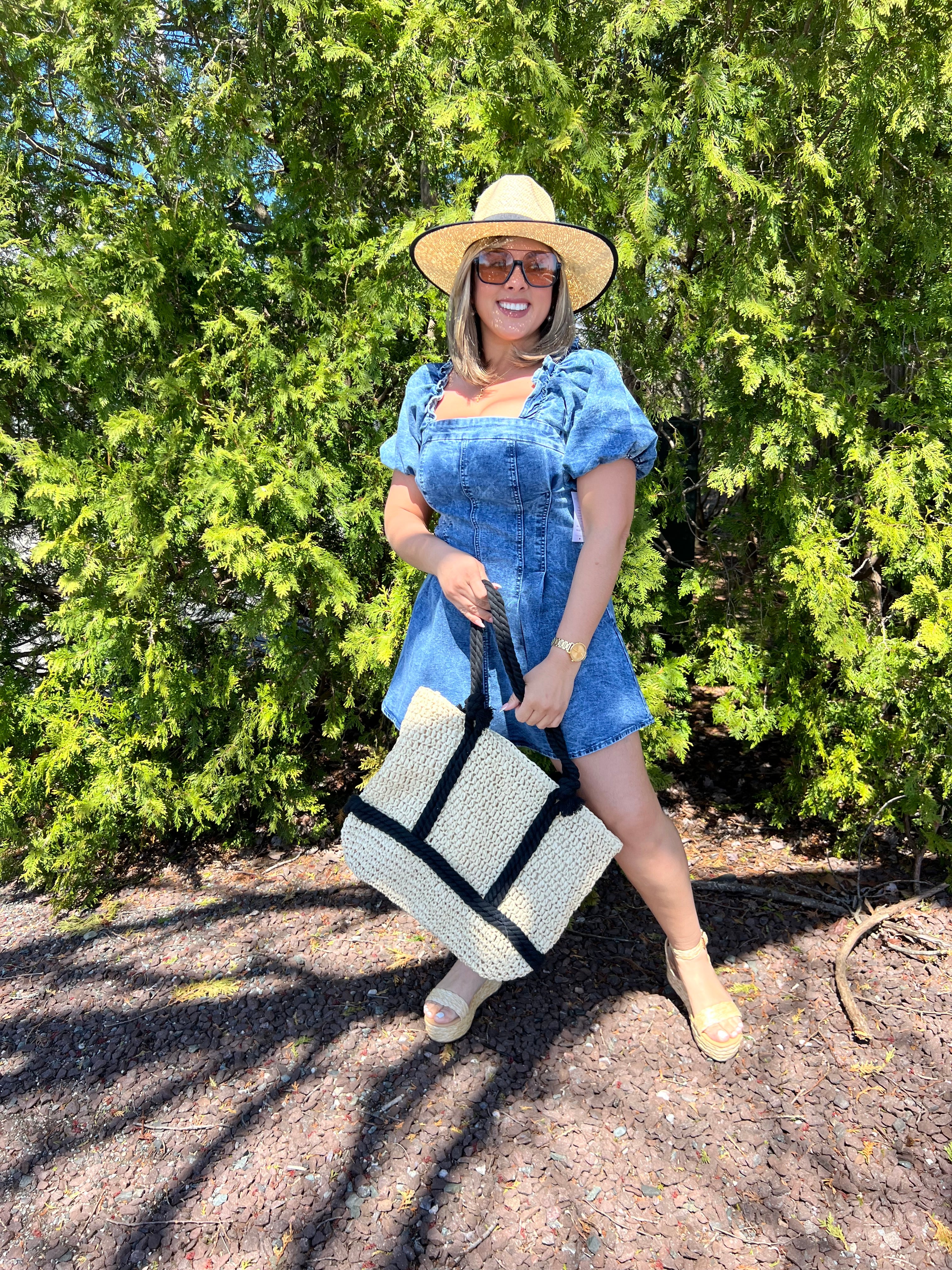 Summer Tote with Black Accents