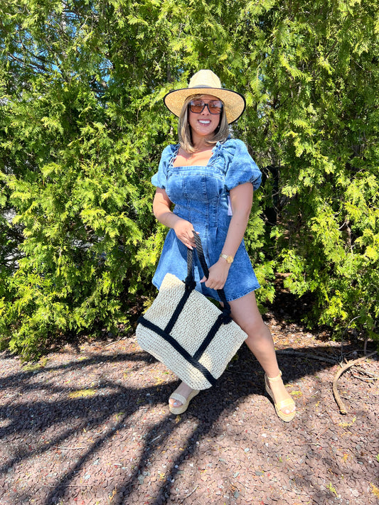 Summer Tote with Black Accents