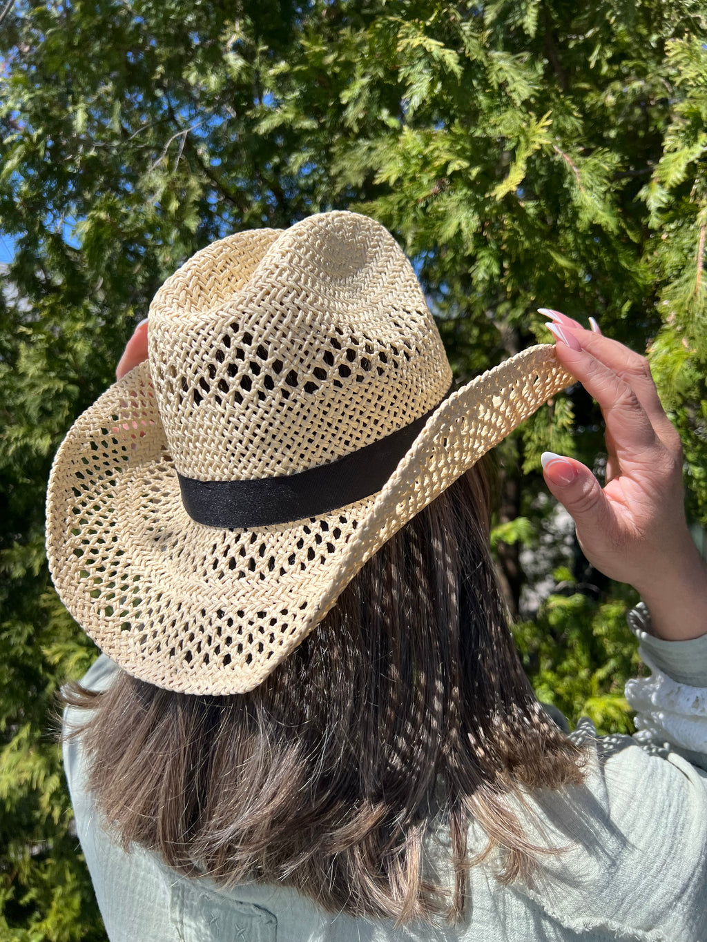 Tan Cowgirl Hat with Black Rim